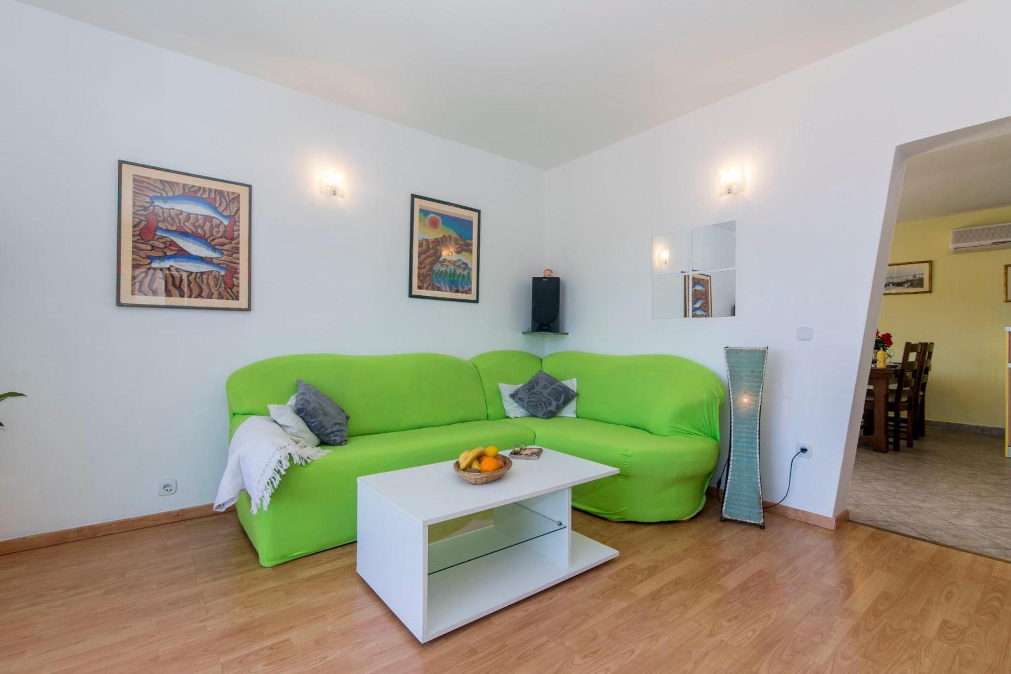 Apartments Palma Jelsa  Exterior photo