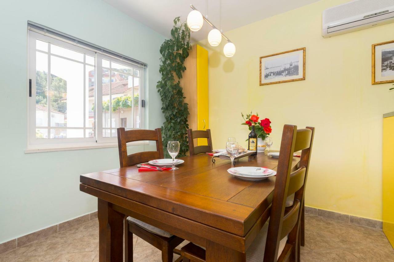 Apartments Palma Jelsa  Exterior photo