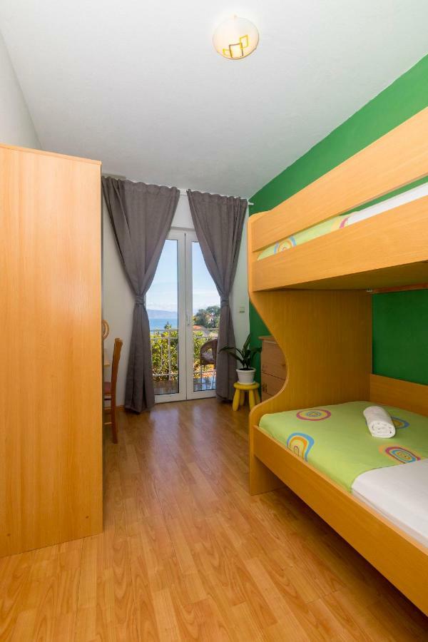 Apartments Palma Jelsa  Exterior photo