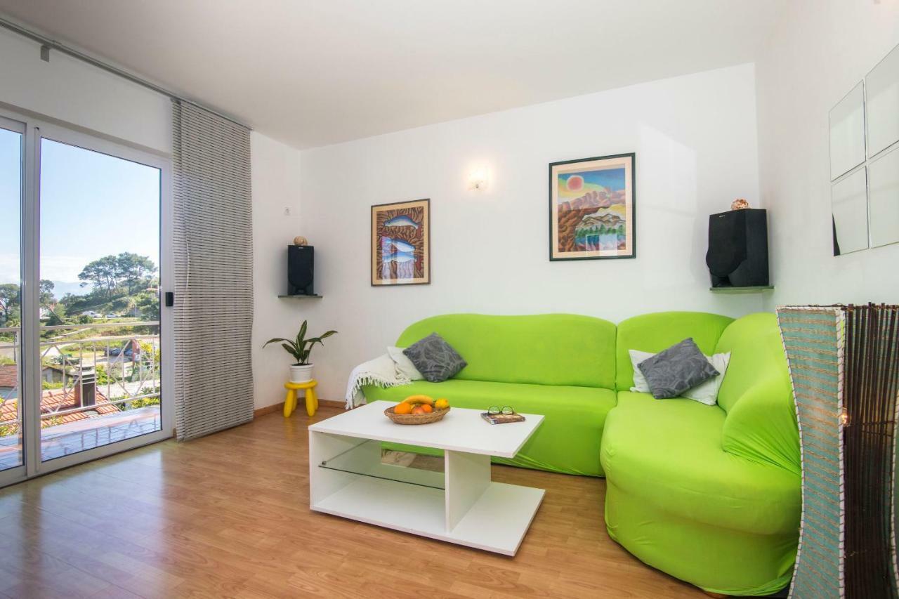 Apartments Palma Jelsa  Exterior photo