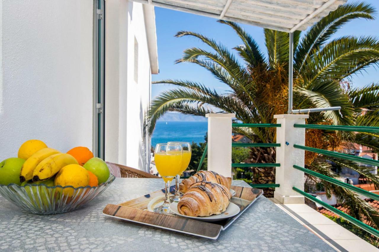 Apartments Palma Jelsa  Room photo